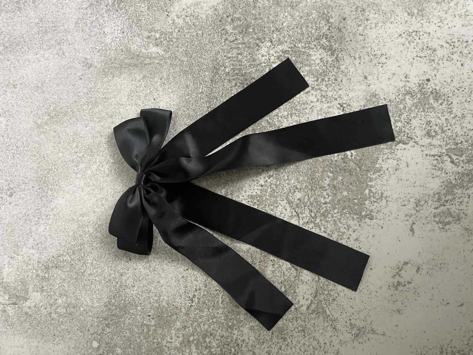 Czarna spinka kokarda do włosów czerń