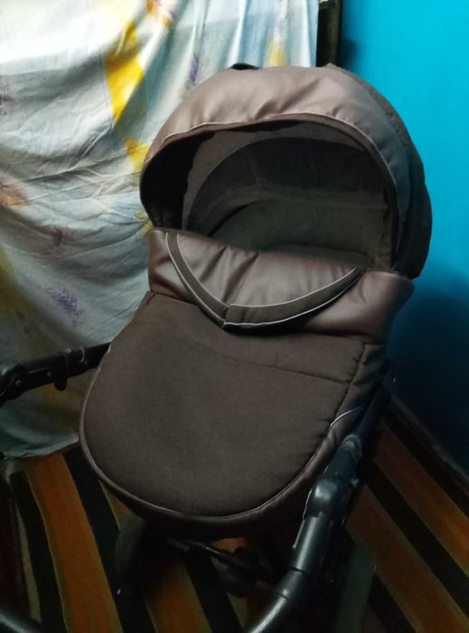 Продам коляску 2в1.