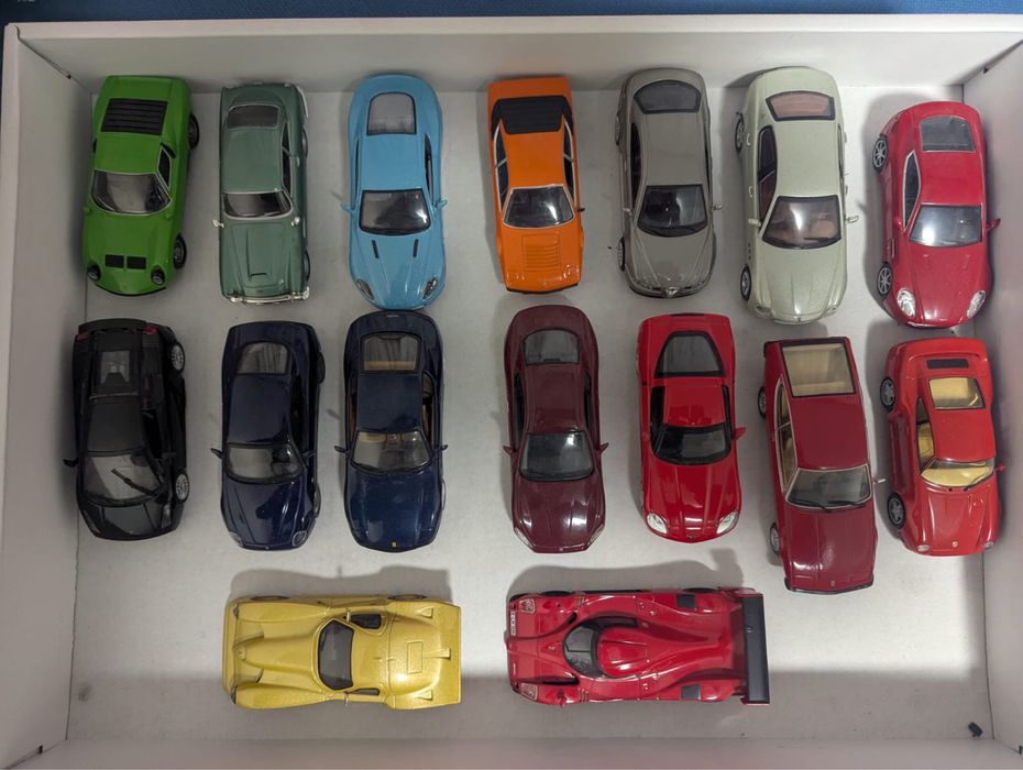 Колекційні модельки 1:43