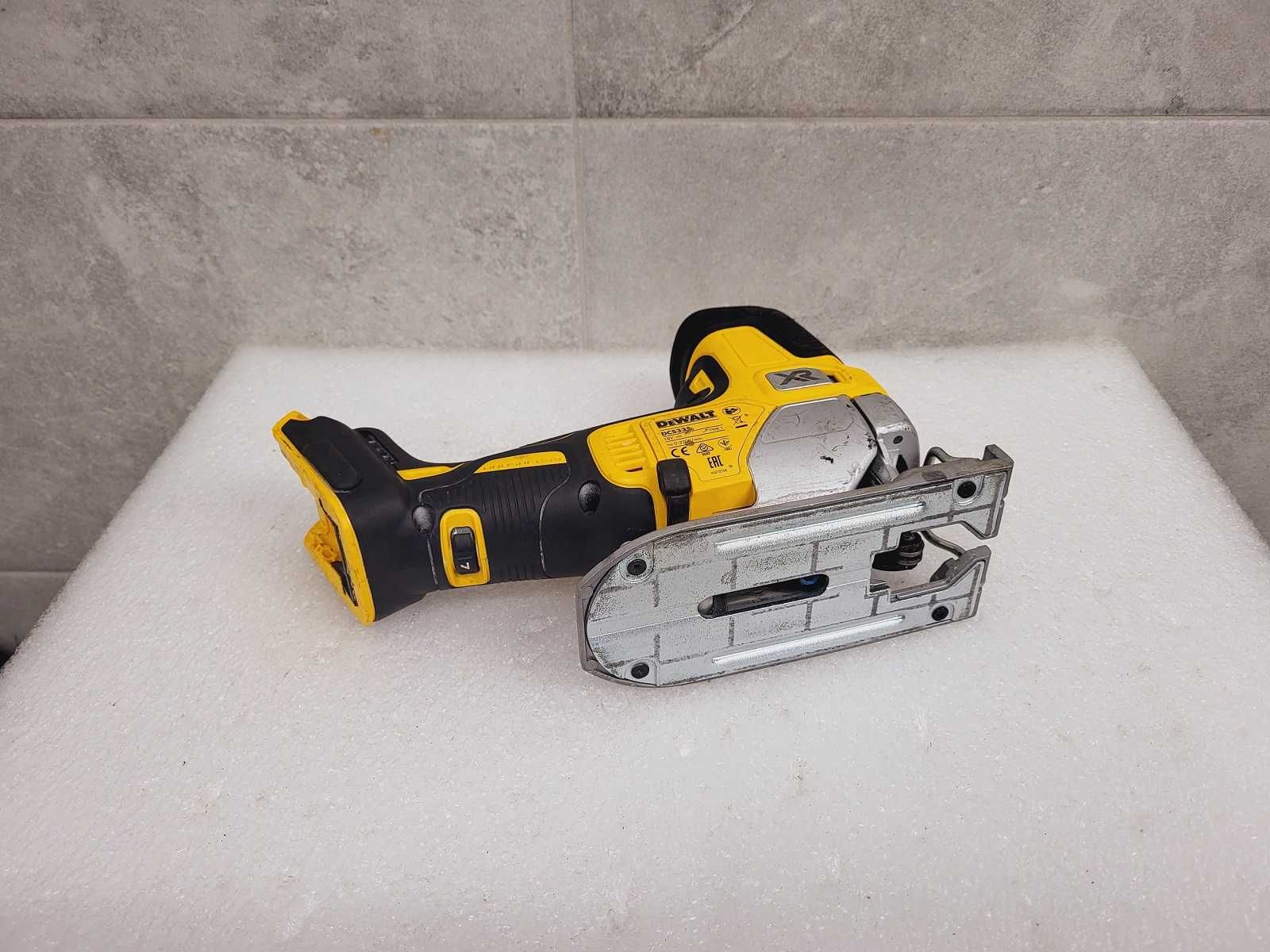 Wyrzynarka DeWalt DCS335 18V body Super stan!!