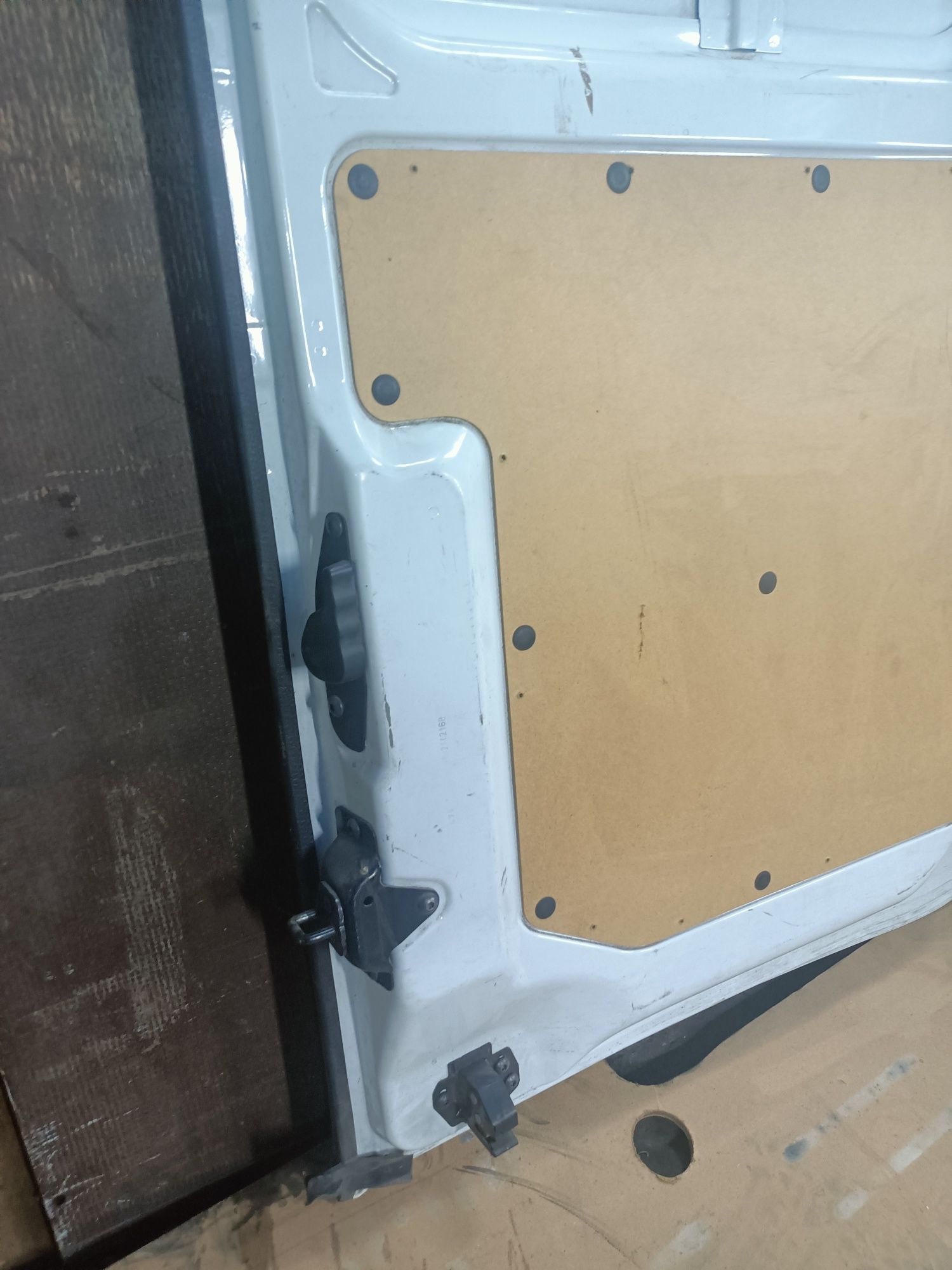 Renault Master 3 Opel Movano H1 drzwi lewe tylne bez malowania komple