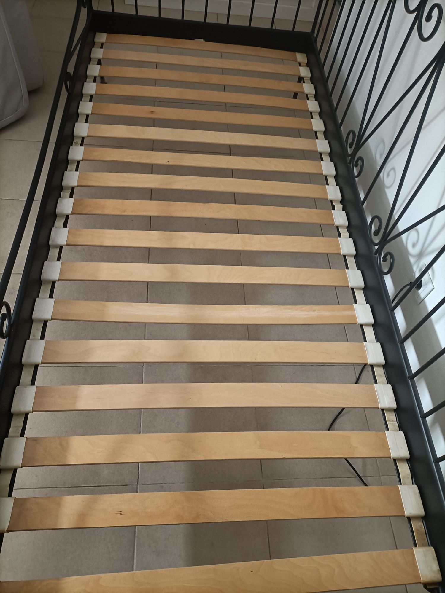 Cama solteiro _sofa
