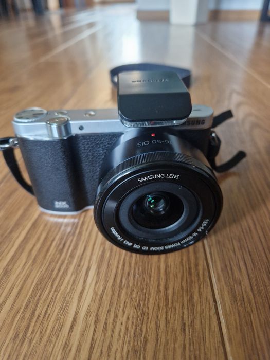 Aparat Samsung NX 3000