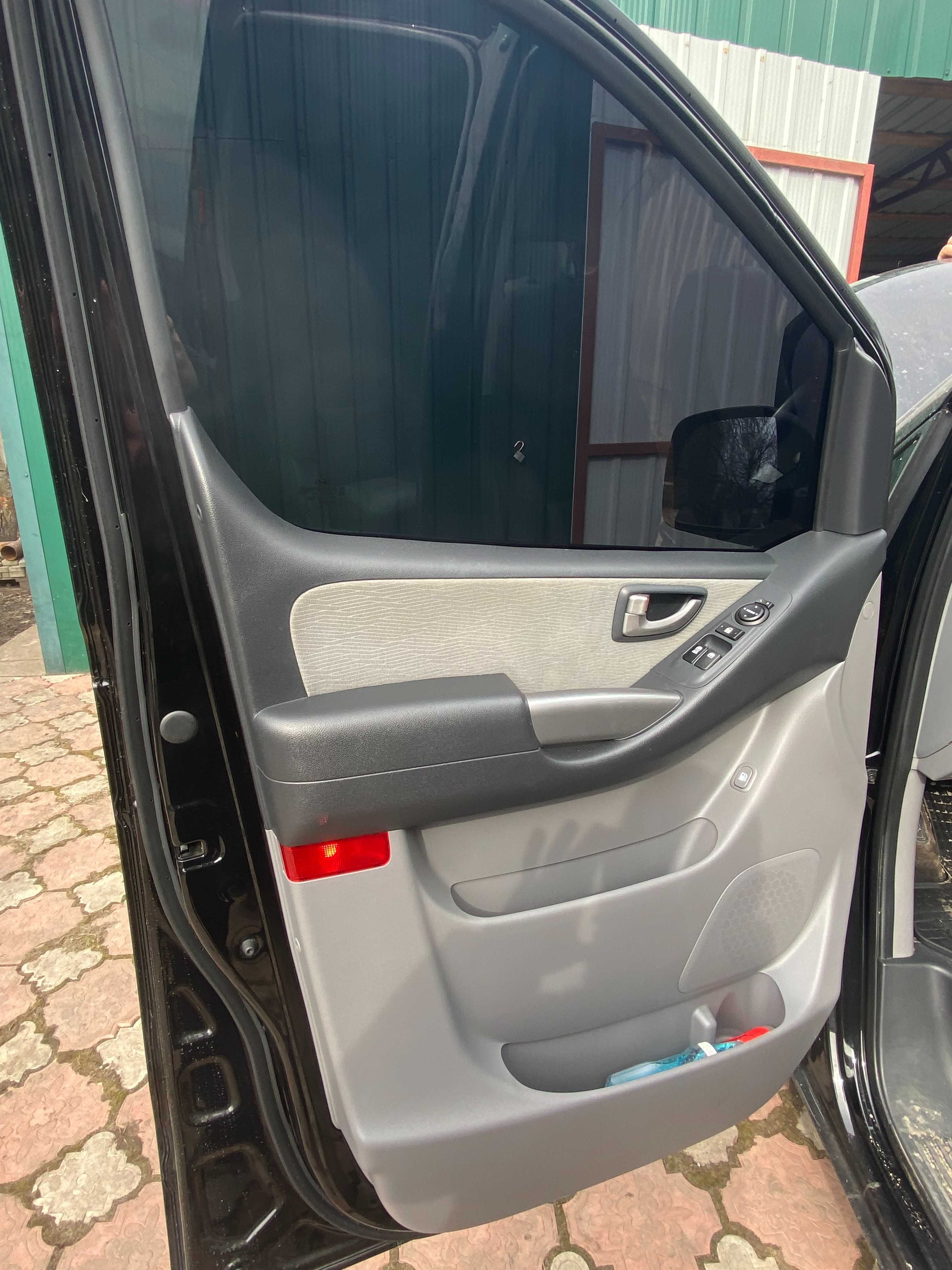 Hyundai H-1 2016 2.5 Diesel