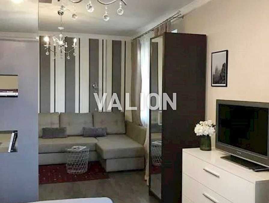 Продам 1к.квартиру 49квм. ЖКАвіатор.  вул.Л.Гузара 26. Держ.програми