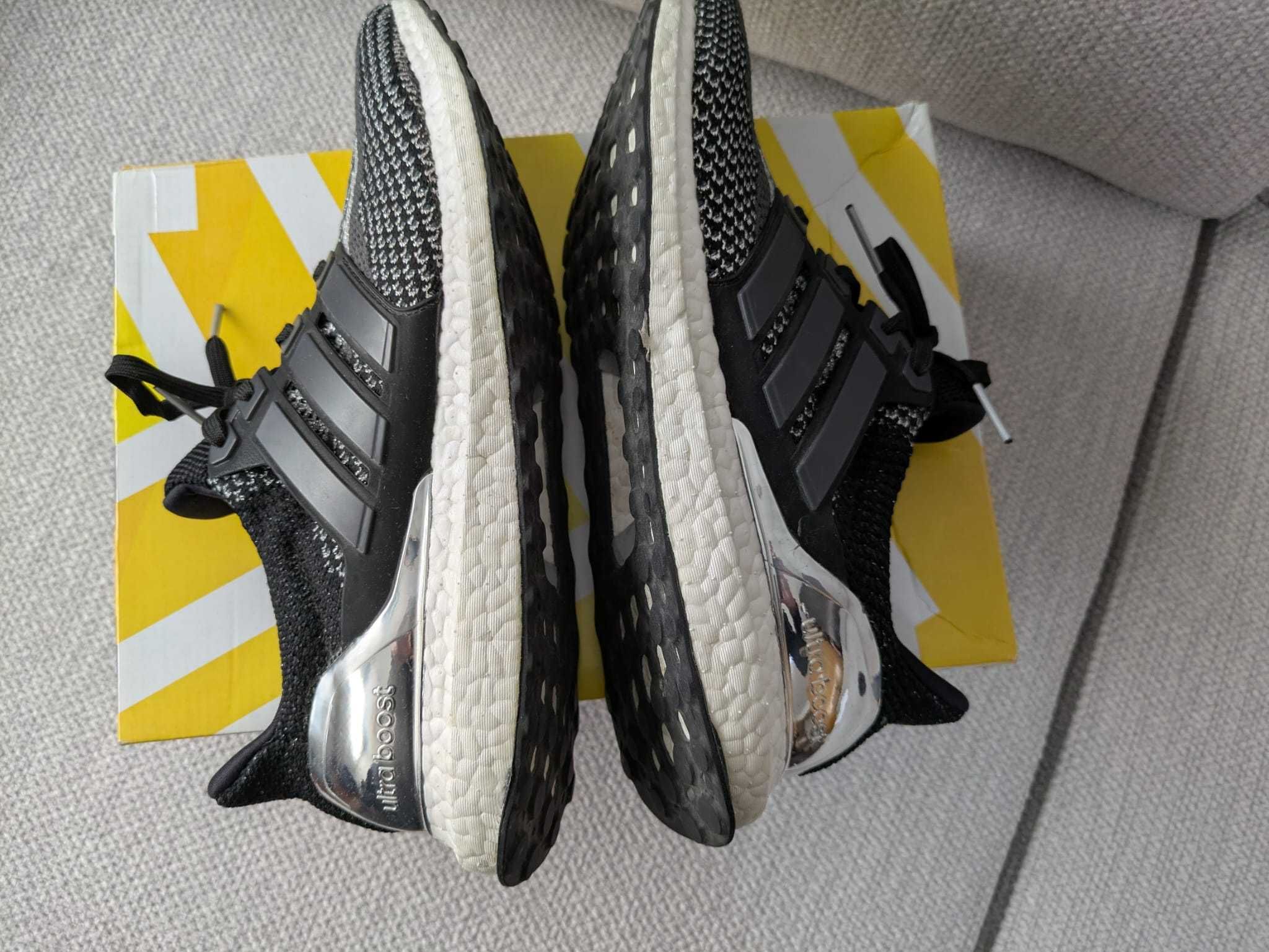 Sapatilhas ADIDAS UltraBOOST homem 43 1/3