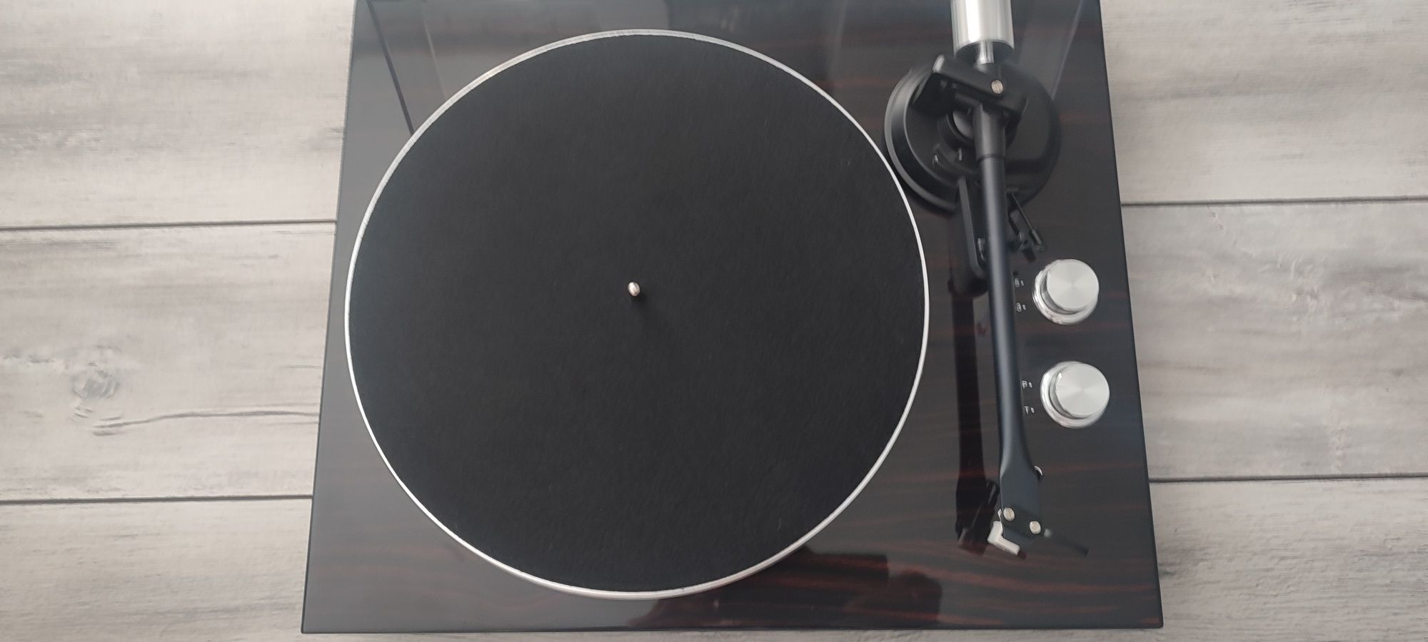 Gramofon Argon audio model Argttma