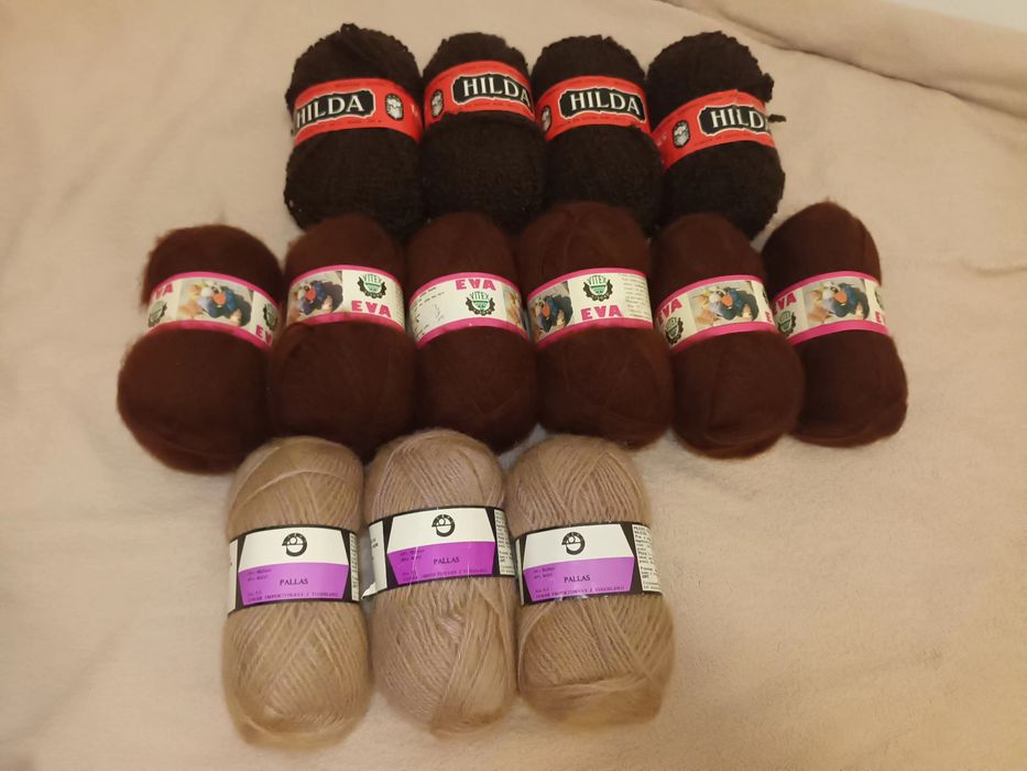 Włóczka brązowa, beżowa