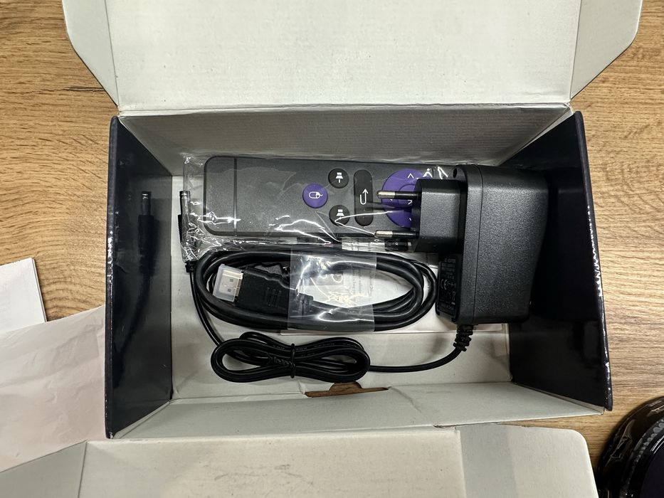 СМАРТ ТВ приставка H96 Max RK3528