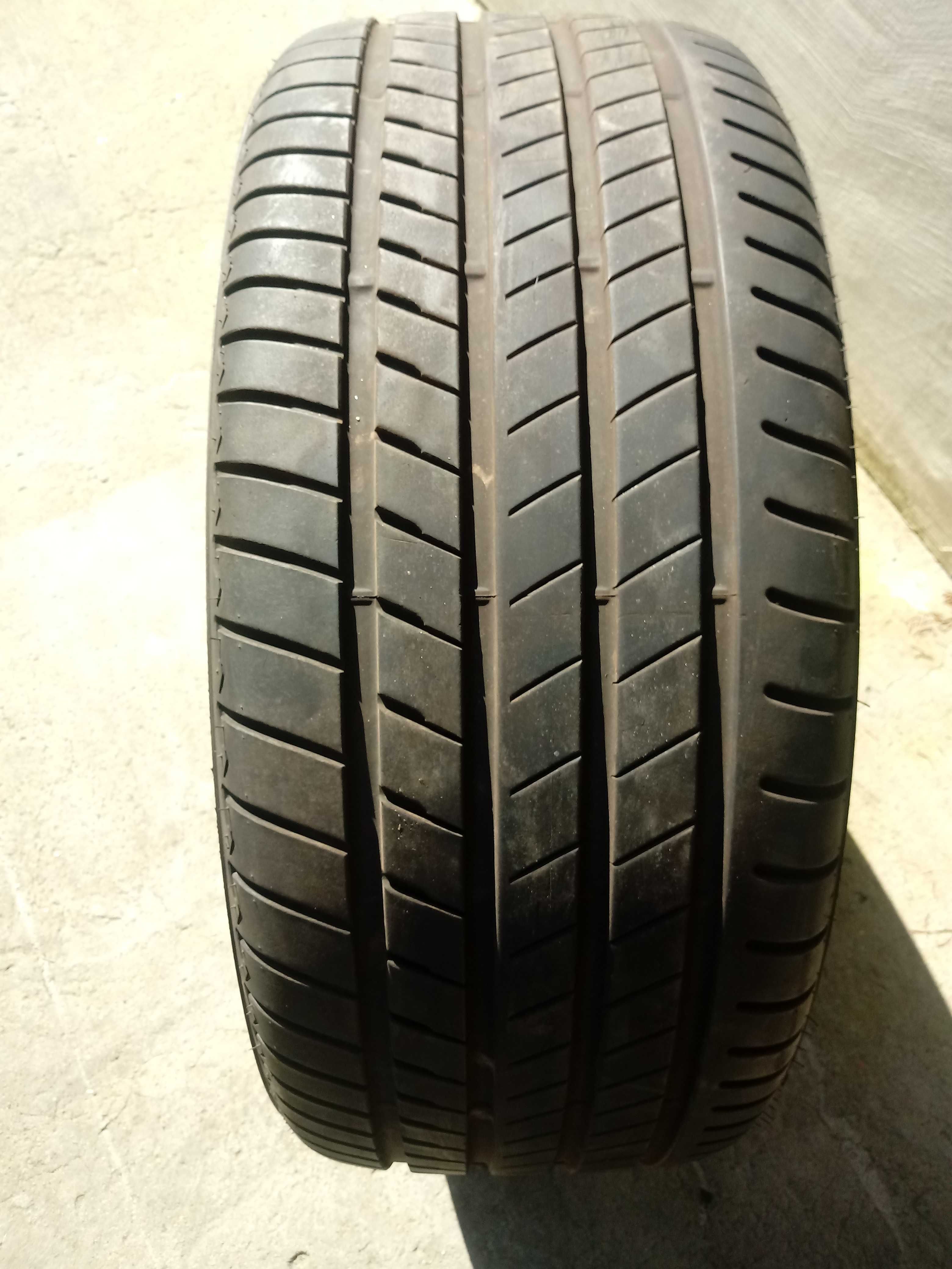 Bridgestone Alenza 275/45 R20