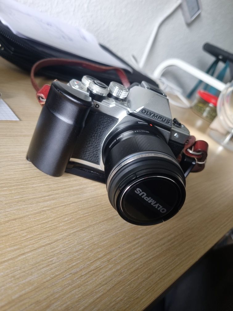 Aparat olympus OMD E-M10 Mark II