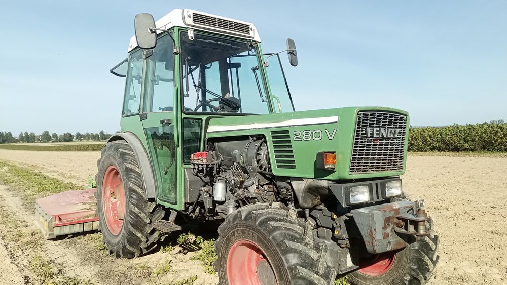 Ciągnik Fendt 280v sadowniczy