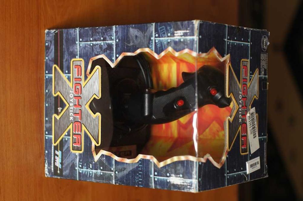 Joystick Thrustmaster Fighter X