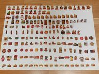 Pins da coca-cola - Painel com 189 pins