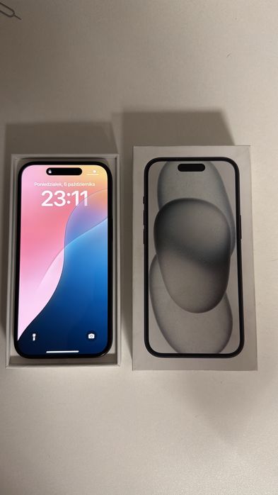 Sprzedam Iphone 15  256gb