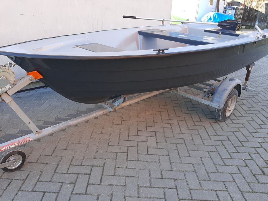 Łódź wędkarska,wiosłowa,łódka, łodzie 380