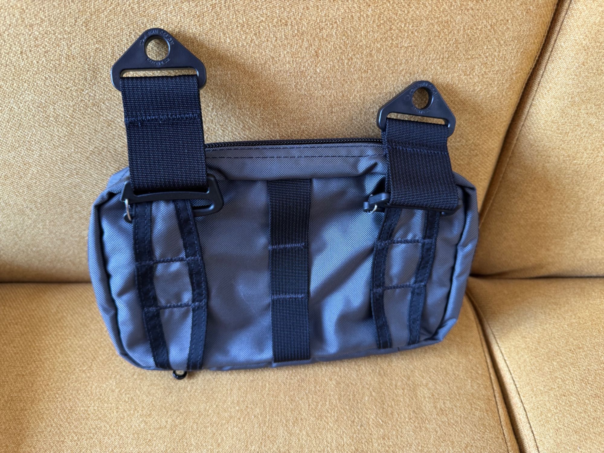 Tom Bihn Handy Little Thing - organizer na elektronikę