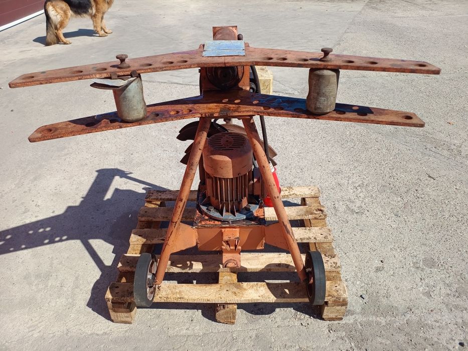 Giętarka do rur hydrauliczna elektryczna ZREMB GH2A