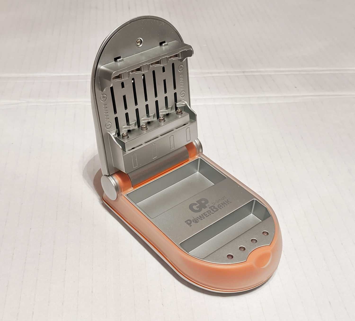 Зарядное устройство GP для АА ААА батареек-аккумуляторов Ni-MH,зарядка