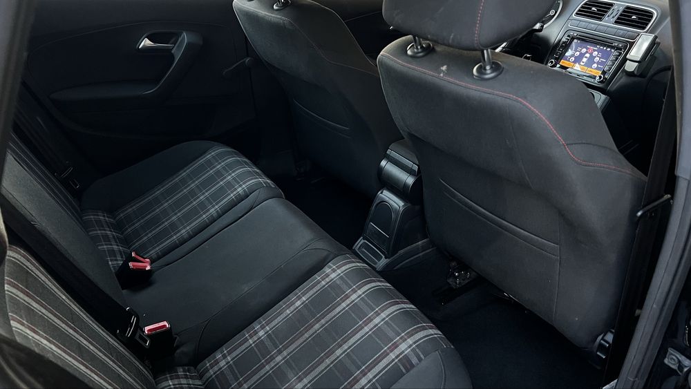 Vw Polo 1.2 Tdi 75cv BlueMotion ( Interior Polo Gti ) valor fixo