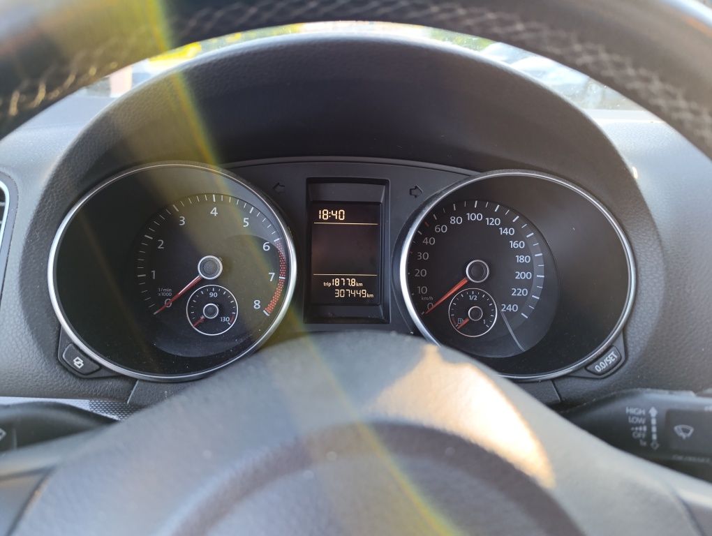 Volkswagen Golf VI 1.6 MPI