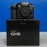 Panasonic Lumix DC-GH6 (Corpo) - 25.2MP - NOVA - 3 ANOS DE GARANTIA