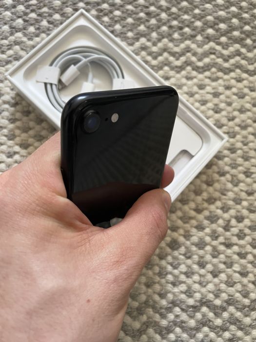 Iphone SE - stan bardzo dobry