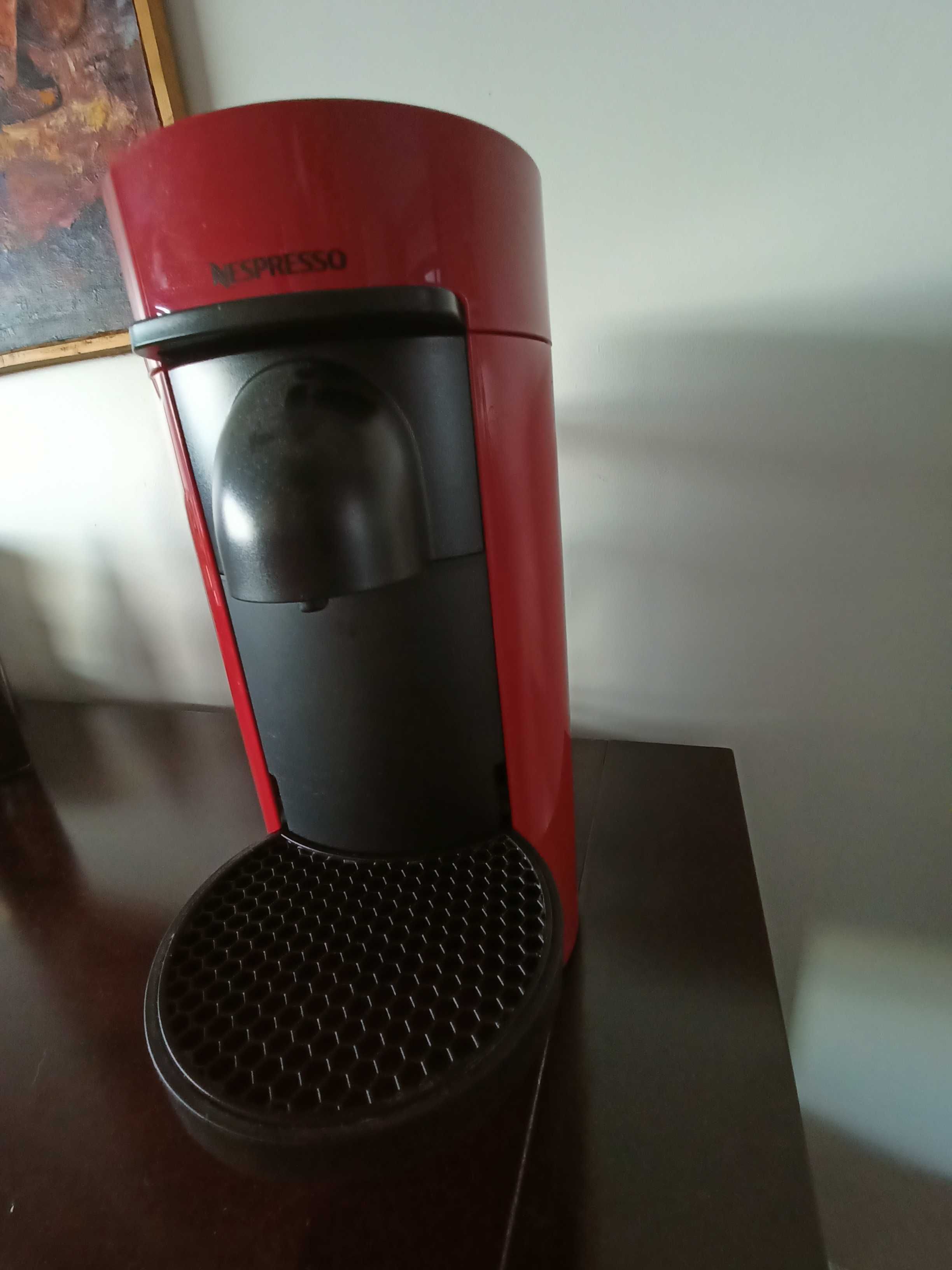Máquina de café Nespresso Vertuo Plus