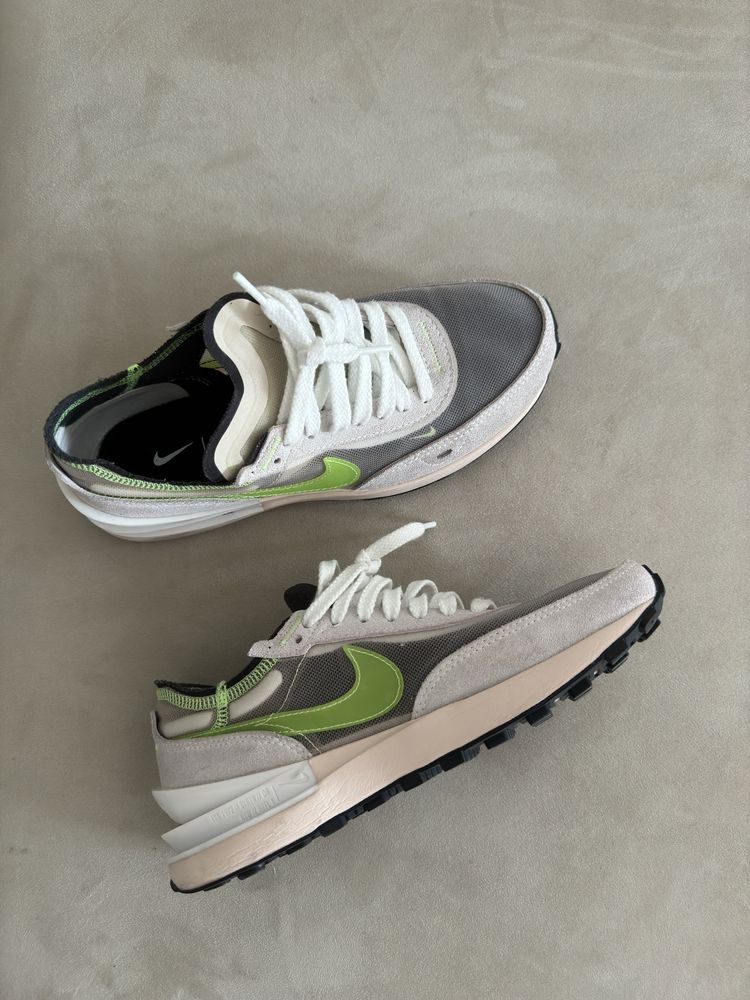 Tenis nike waffle nr39