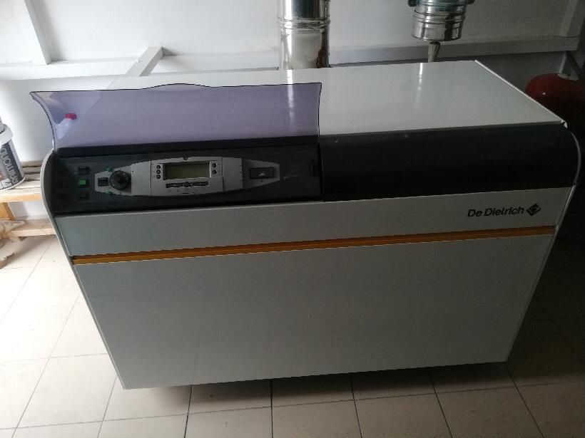 Piec kocioł gazowy 117 kW De Detrich DTG 230-14 S Mało używany
