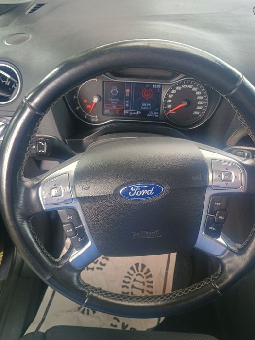Ford Galaxy Titanium Convers