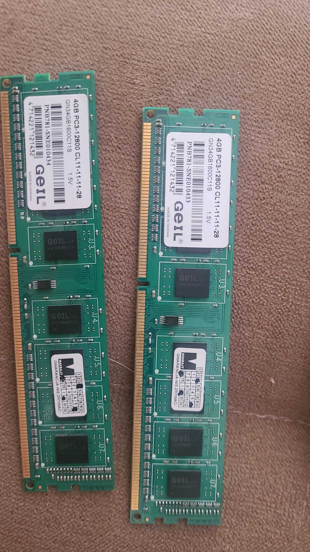 Ddr3 ram karta graf. Procesory