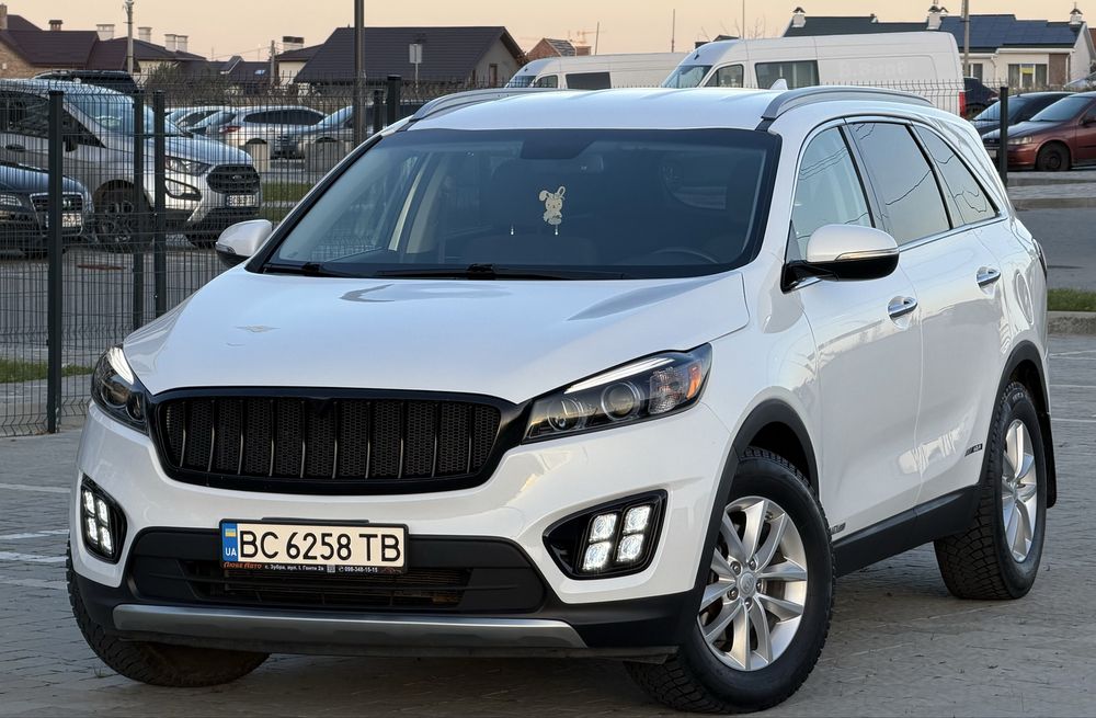 Kia Sorento awd 2016