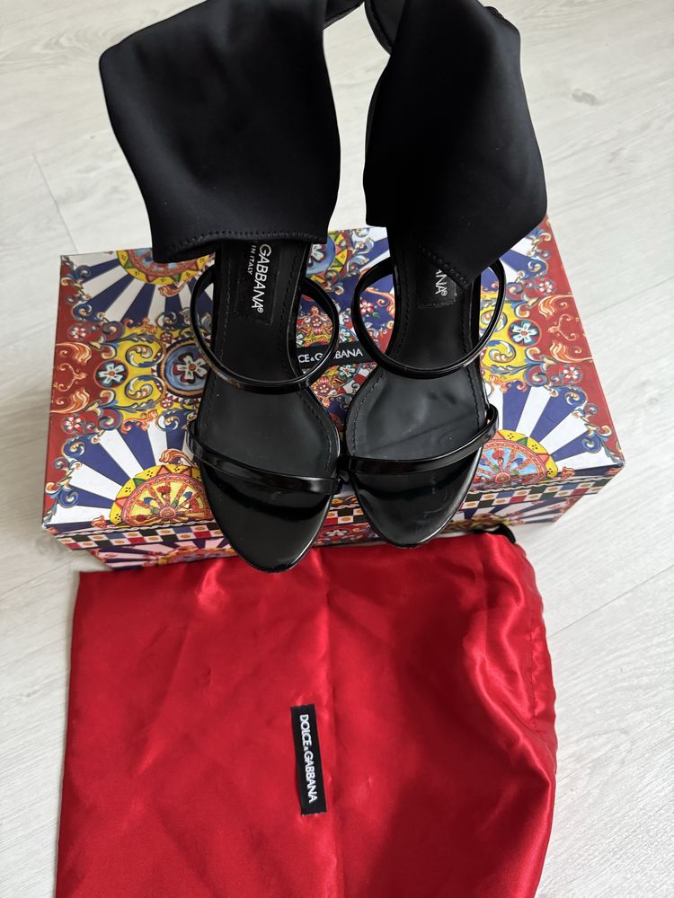 Продам босоніжки оригінал dolce&gabbana