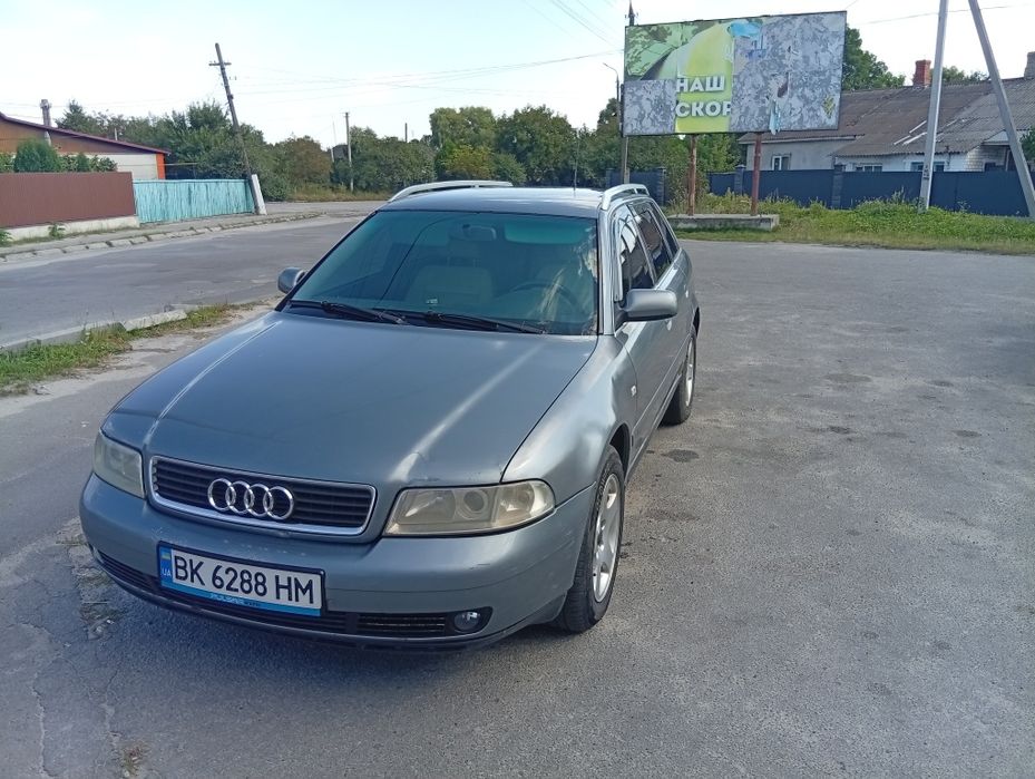 Автомобіль Ауді А4