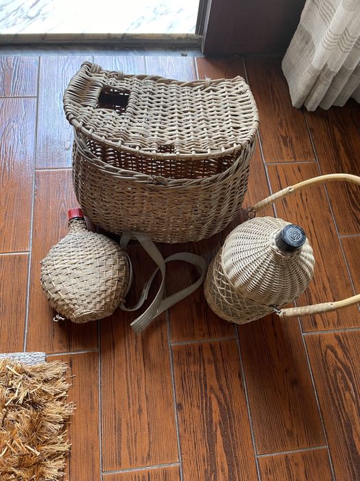 Cesto de pesca garrafao e garrafa trabalhados