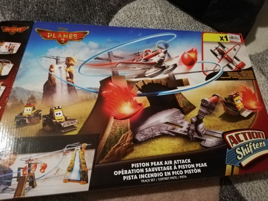 Samoloty tor zabawka dla chłopca