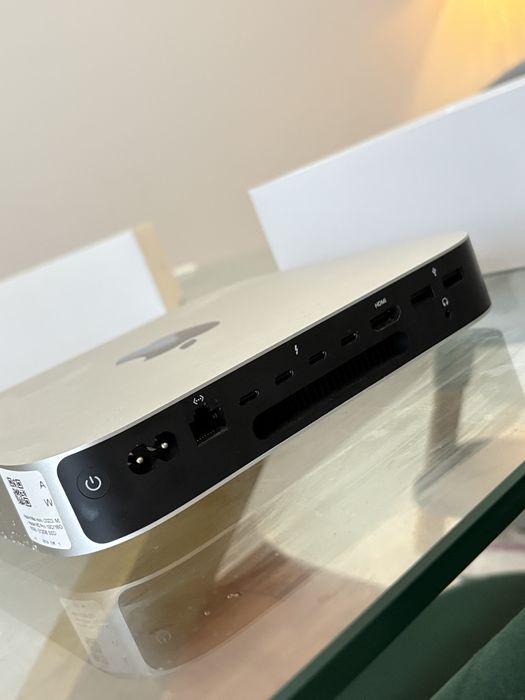 Mac mini (Janeiro 2023) M2 Pro 3.49 GHz - SSD 512 GB - 16GB