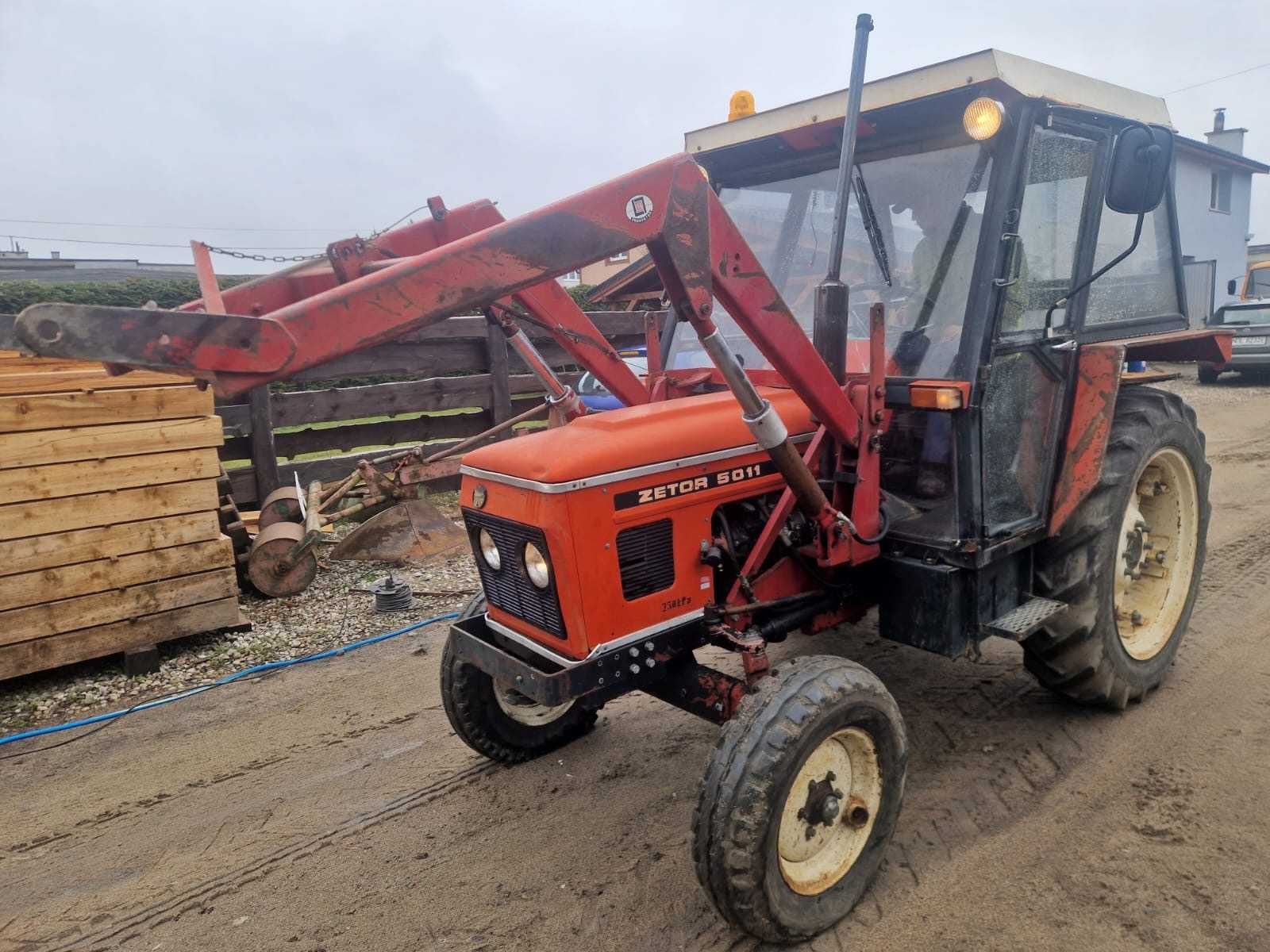 Zetor 5011 rok 1982 przebieg 2500 motogodzin