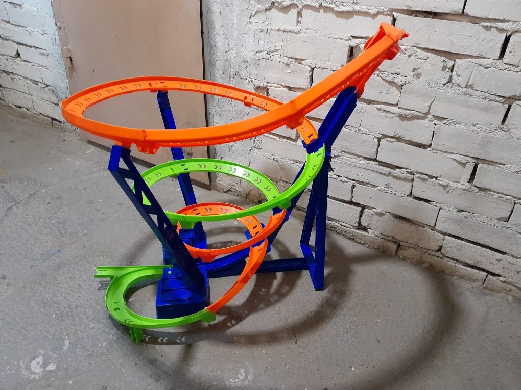 Tor Hot Wheels Action Tornado
