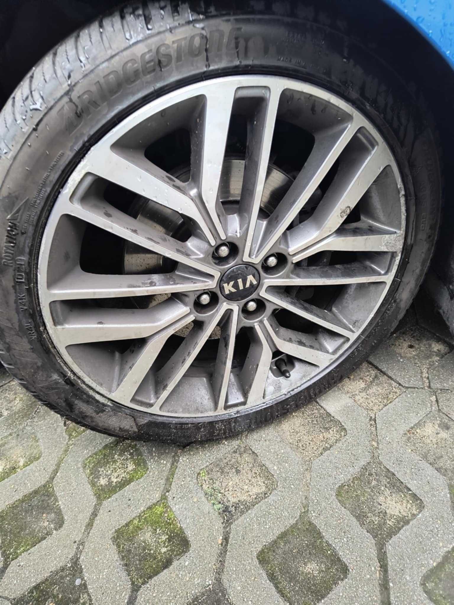 Zestaw 4 oryginalnych kół Kia Rio GT line z oponami i czujnikami TPMS