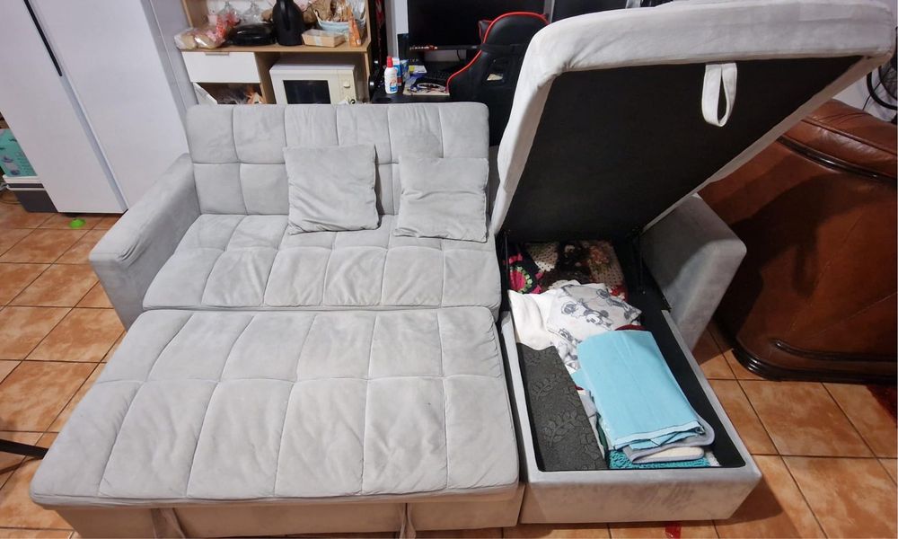 Sofa Cama com Chaise Longue e Baú