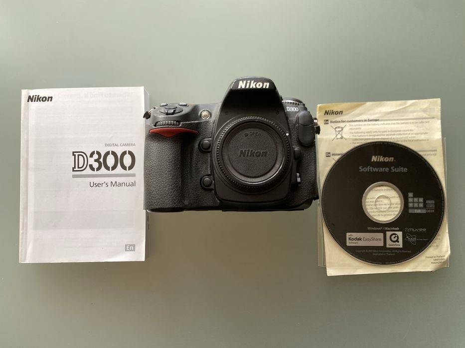 Фотоапарат цифровий дзеркальний Nikon D300 body не робочий