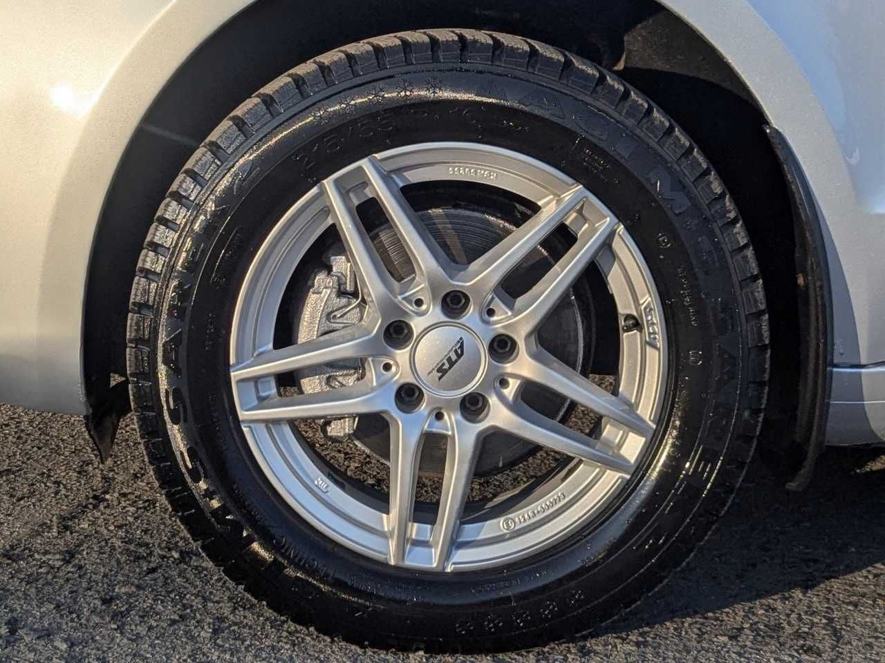 Продам Skoda Superb 2014. Можна в розстрочку, під викуп
