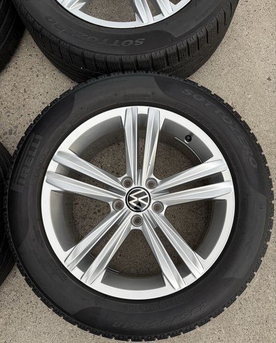 Tiguan II R-Line Koła 18 cali z oponami zimowymi oryginał Sebring