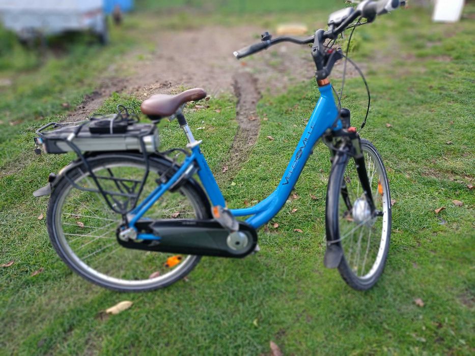 Rower elektryczny na 28 calowych kołach