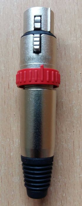 Канон Neutrik З вимикачем