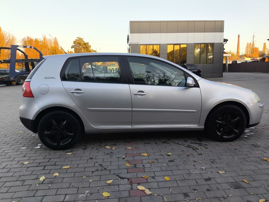 GOLF V  1.4 MPI комплектація GOAL 2006г.