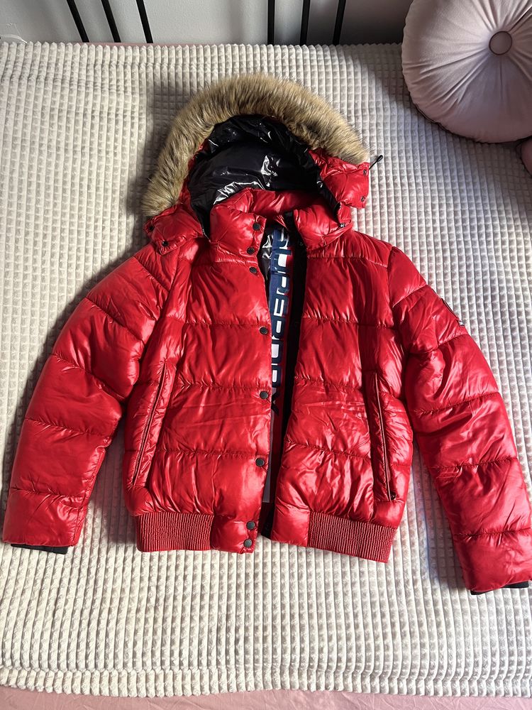 Kurtka SuperDry czerwona