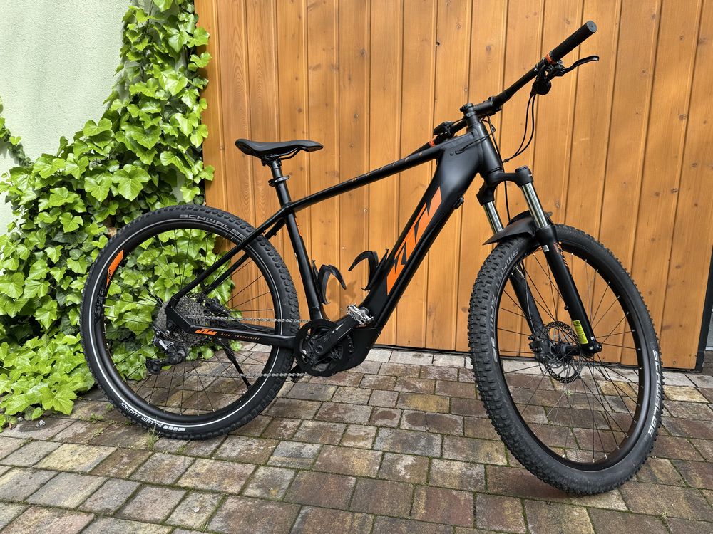 Rower elektryczny KTM Macina Team 293